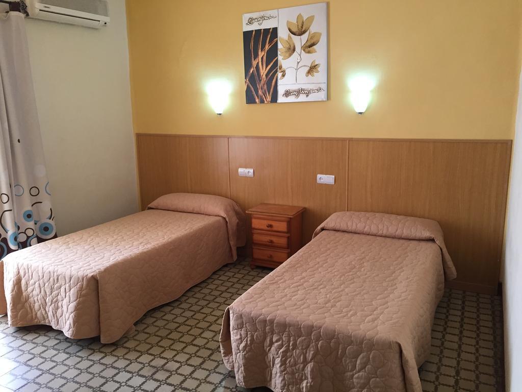 Hostal De Las Heras Badajoz Bilik gambar