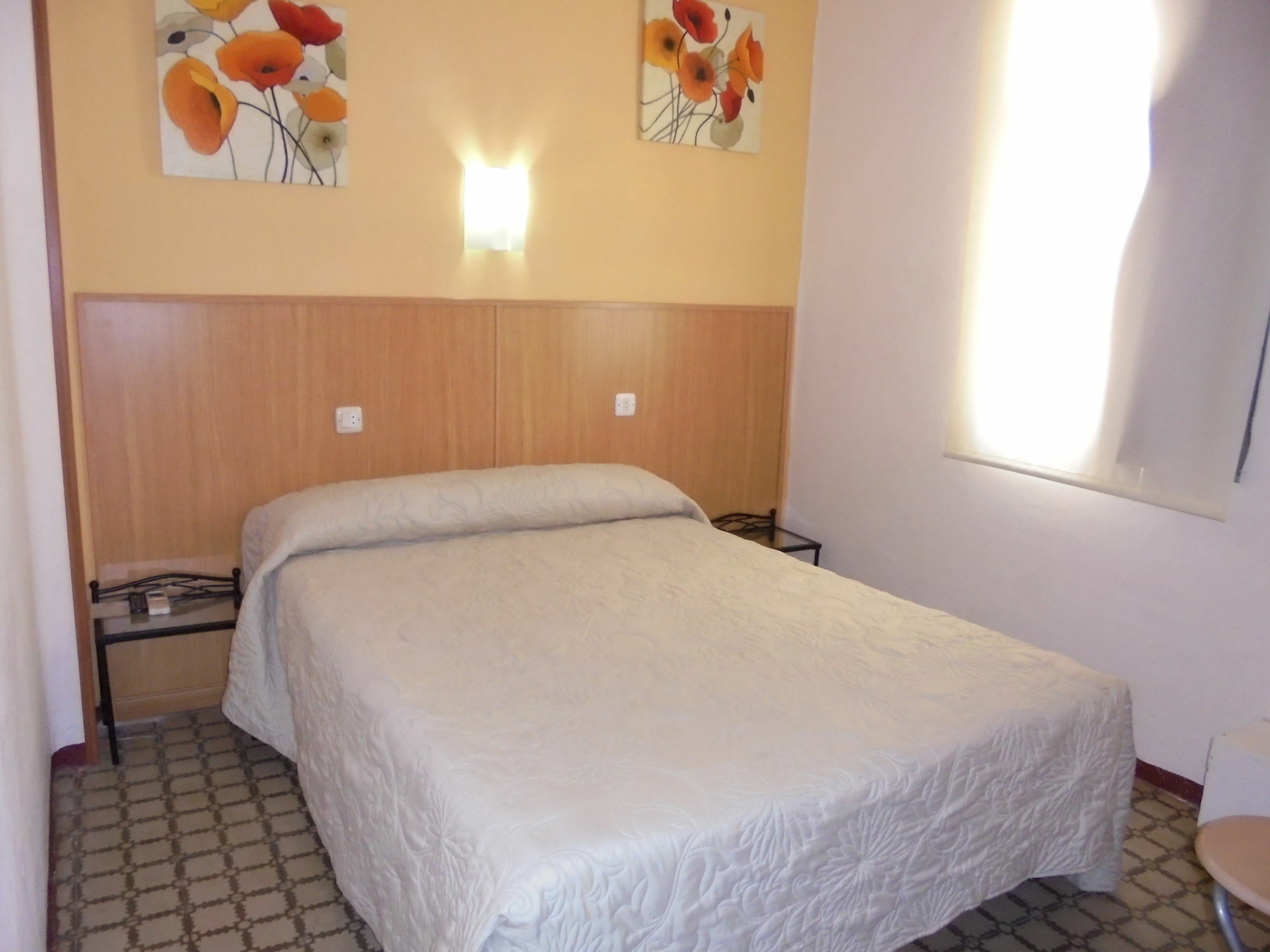 Hostal De Las Heras Badajoz Luaran gambar