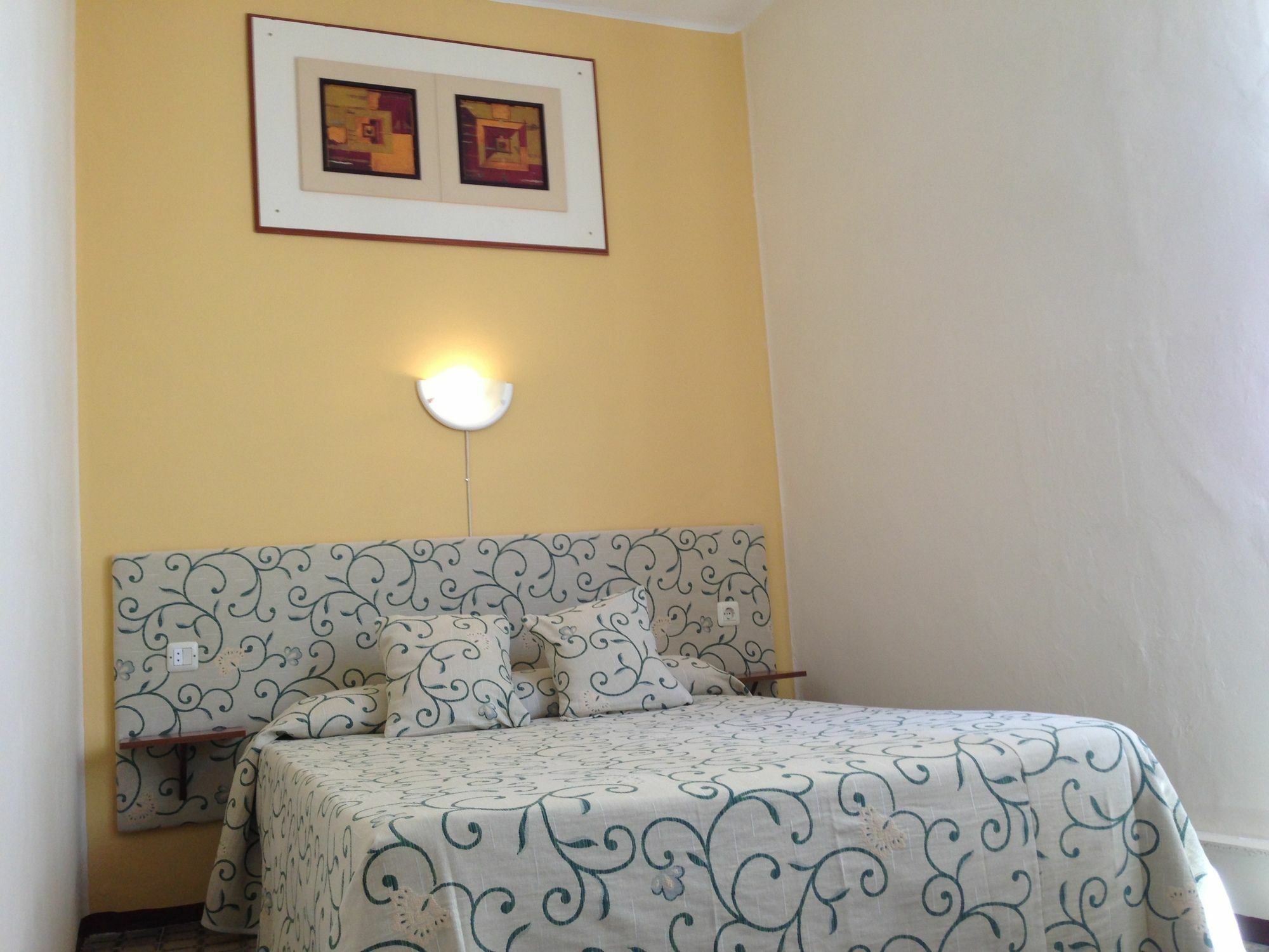 Hostal De Las Heras Badajoz Luaran gambar